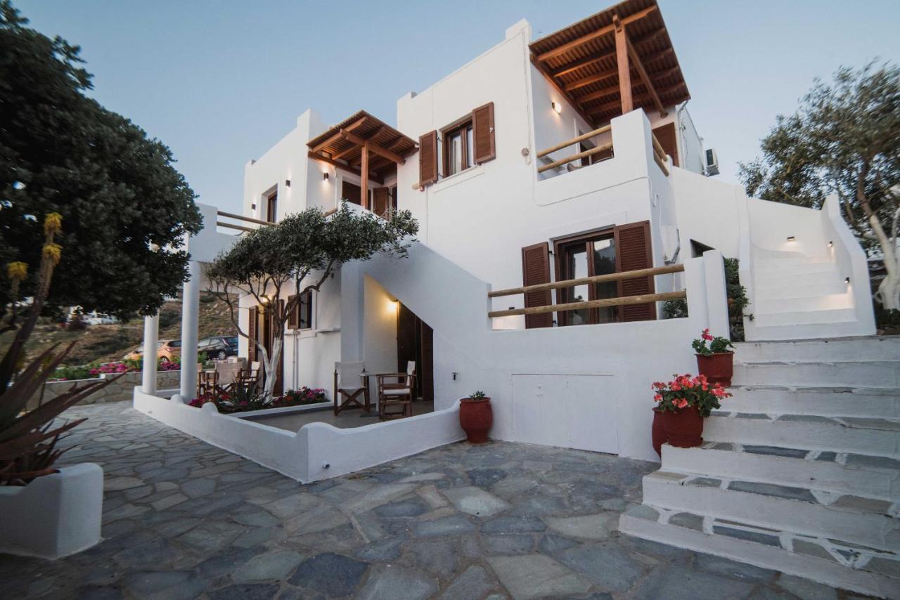 Petros Studios & Suites Naxos City Exterior foto