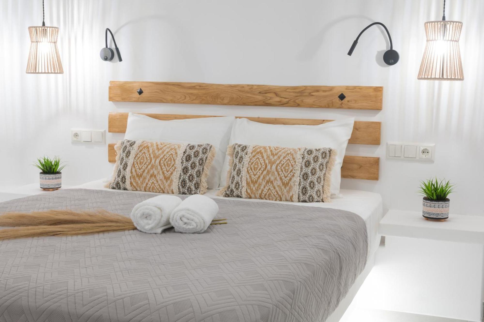 Petros Studios & Suites Naxos City Zimmer foto