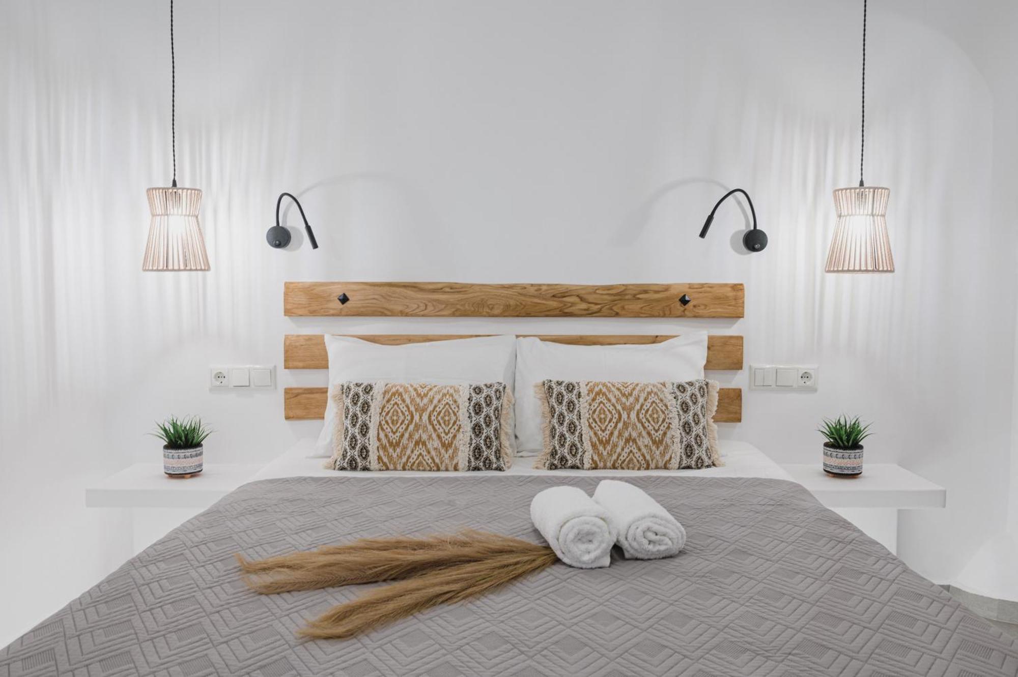 Petros Studios & Suites Naxos City Zimmer foto